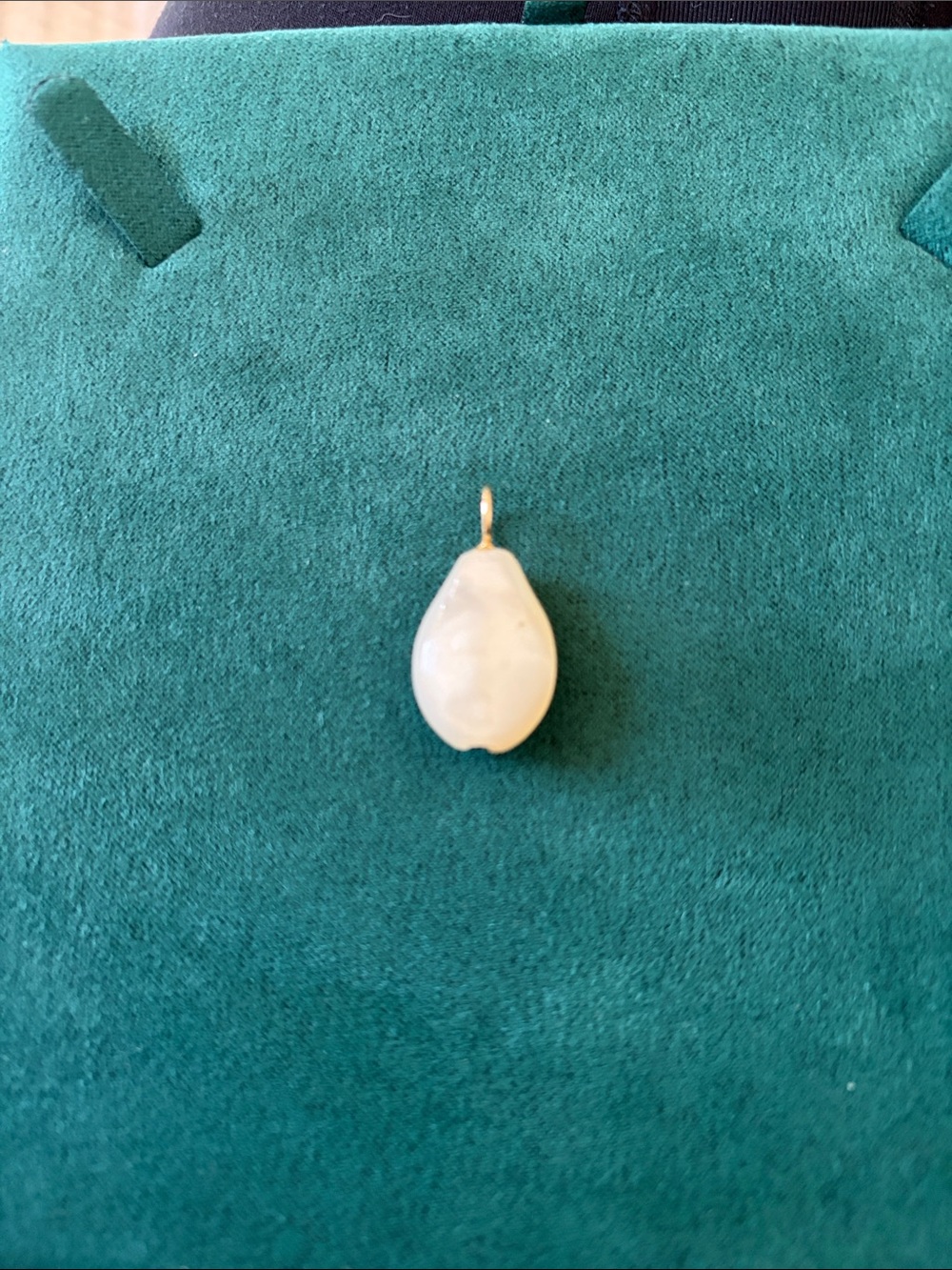 EUC Maura Green Small Mother of Pearl & Diamond Cowrie Shell Charm 14k - Picture 6 of 6